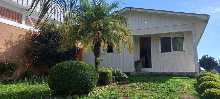 Foto 1 de Casa com 3 Quartos à venda, 80m² em Centro, Carlos Barbosa