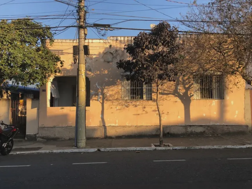 Foto 1 de Lote/Terreno à venda, 667m² em Centro, São José dos Campos