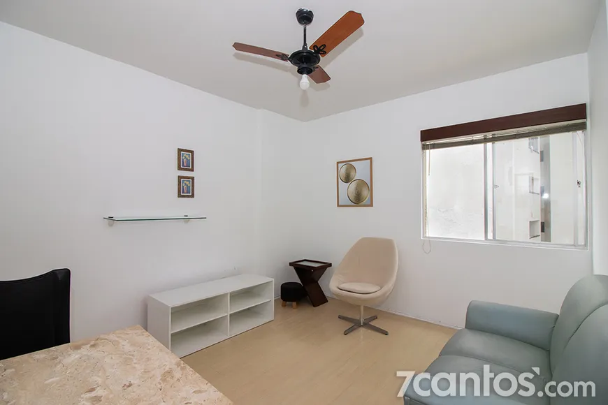 Foto 1 de Apartamento com 1 Quarto para alugar, 40m² em Graças, Recife