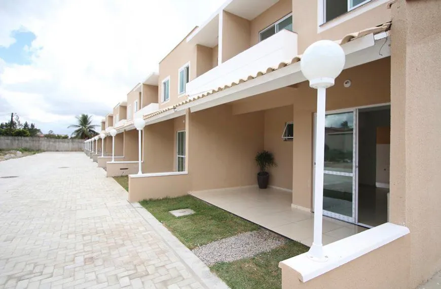 Foto 1 de Casa de Condomínio com 2 Quartos à venda, 94m² em Gereraú, Itaitinga