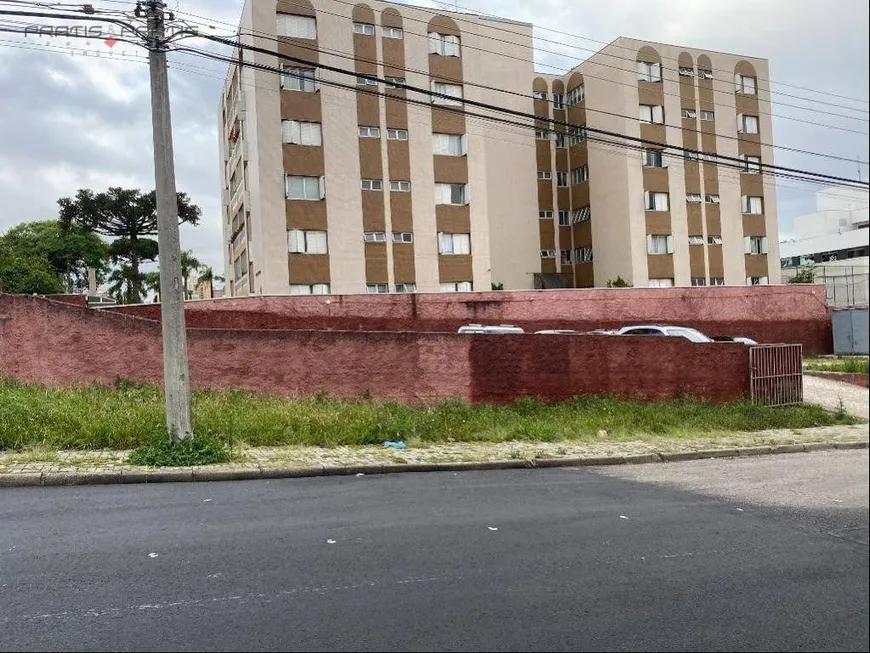 Foto 1 de Lote/Terreno à venda, 777m² em Centro, Curitiba