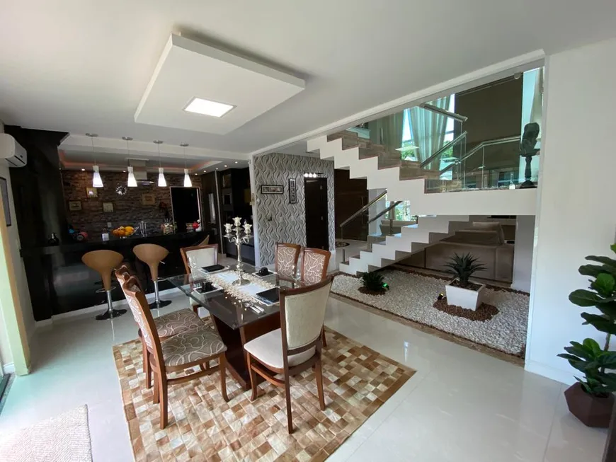 Foto 1 de Casa com 3 Quartos à venda, 309m² em Souza Cruz, Brusque