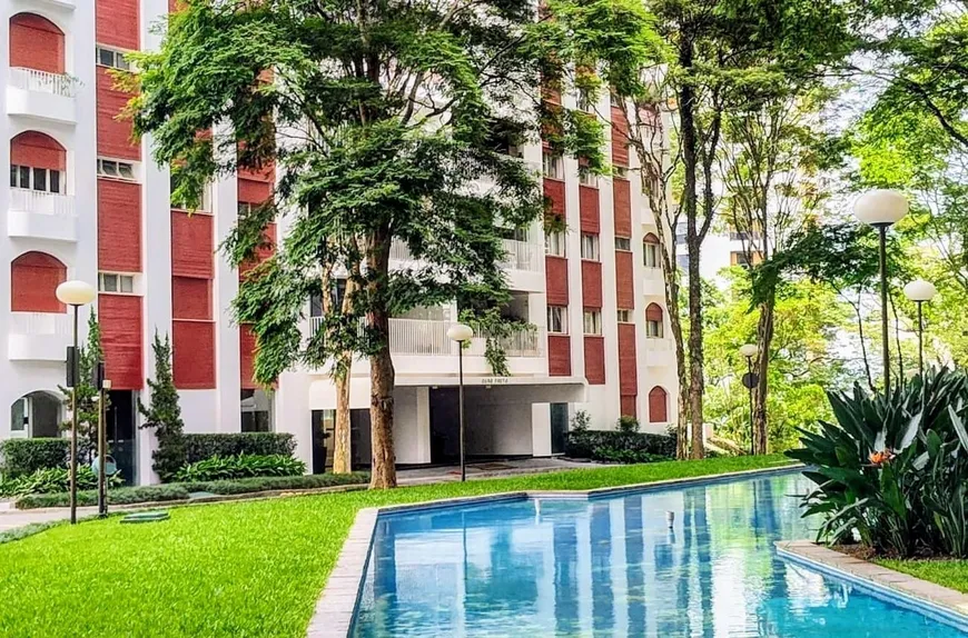 Foto 1 de Apartamento com 4 Quartos à venda, 208m² em Vila Suzana, São Paulo