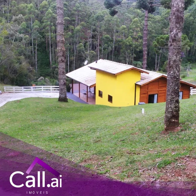 Foto 1 de Fazenda/Sítio com 3 Quartos à venda, 5000m² em Centro, Marmelópolis