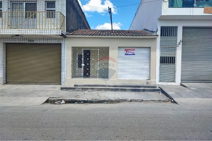 Foto 1 de Casa com 2 Quartos à venda, 120m² em Centro, Lajedo