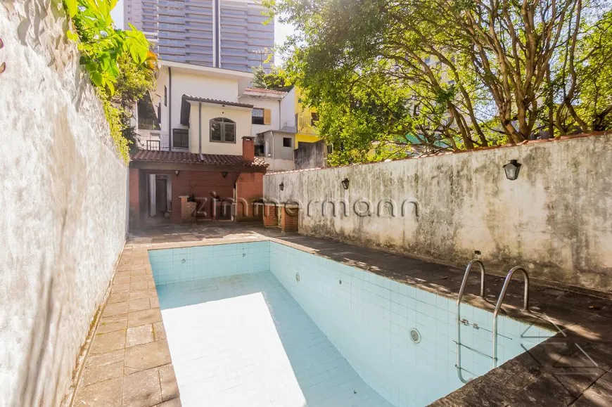 Foto 1 de Casa com 3 Quartos à venda, 171m² em Vila Romana, São Paulo