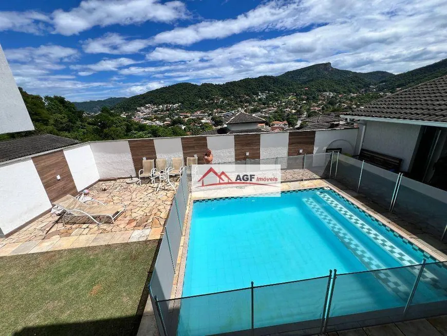 Foto 1 de Casa de Condomínio com 3 Quartos à venda, 450m² em Itaipu, Niterói