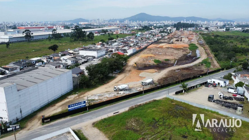 Foto 1 de Galpão/Depósito/Armazém para alugar, 6671m² em Machados, Navegantes