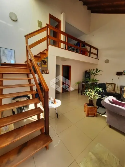 Foto 1 de Casa com 3 Quartos à venda, 117m² em Hípica, Porto Alegre