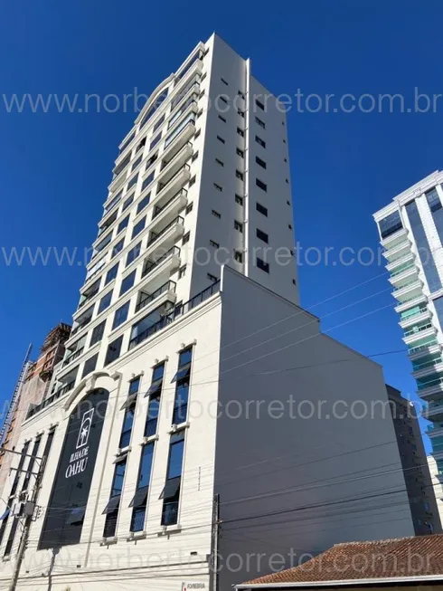 Foto 1 de Apartamento com 3 Quartos à venda, 113m² em Meia Praia, Itapema