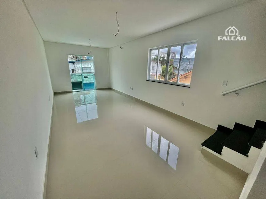 Foto 1 de Casa com 3 Quartos à venda, 110m² em Ponta da Praia, Santos