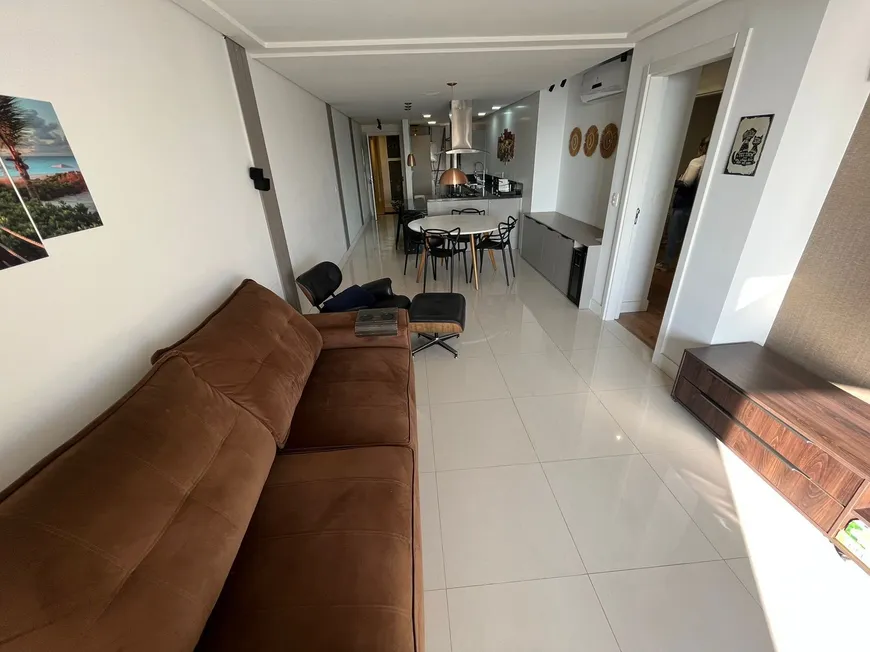 Foto 1 de Apartamento com 3 Quartos para alugar, 106m² em Balneário Santa Clara , Itajaí