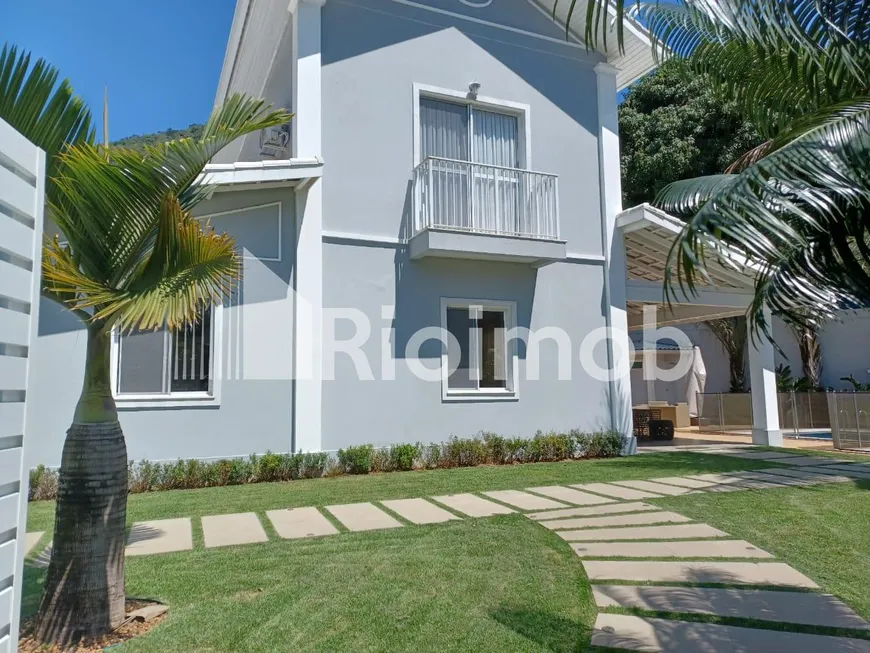 Foto 1 de Casa de Condomínio com 4 Quartos à venda, 300m² em Vargem Grande, Rio de Janeiro