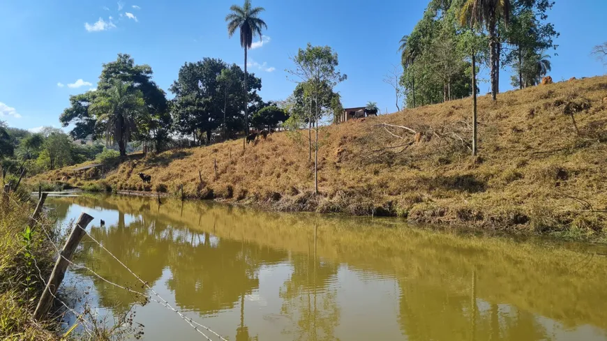 Foto 1 de Lote/Terreno à venda, 2000m² em Recando do Lago Azul, Mateus Leme