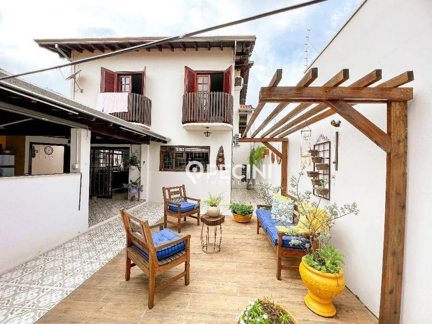 Foto 1 de Casa com 3 Quartos à venda, 230m² em Alto do Santana, Rio Claro