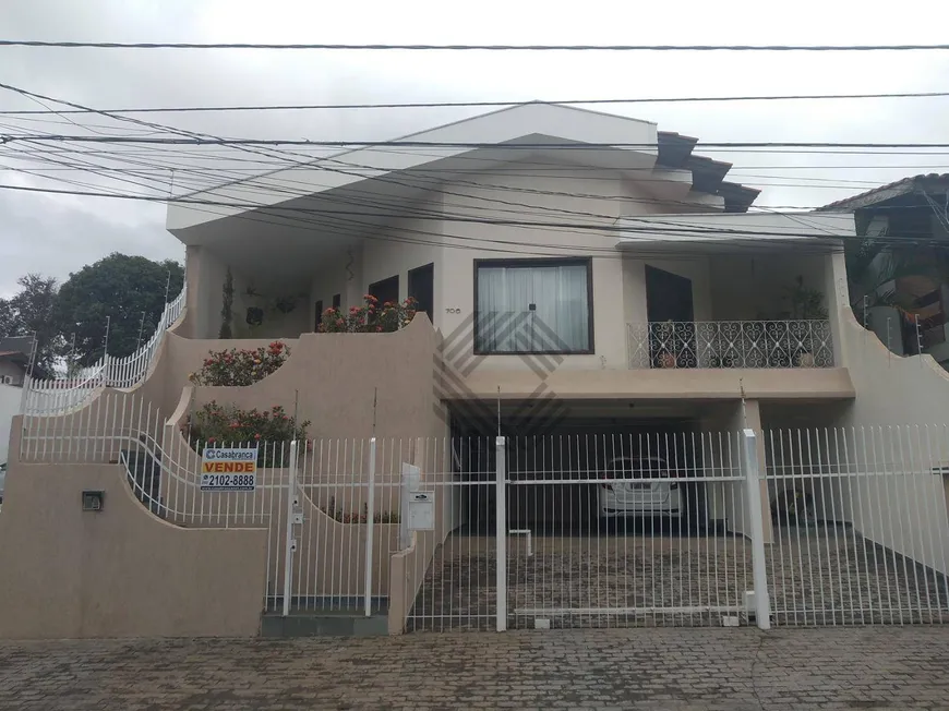 Foto 1 de Sobrado com 3 Quartos à venda, 248m² em Parque Campolim, Sorocaba