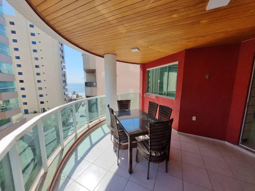 Foto 1 de Apartamento com 4 Quartos à venda, 200m² em Meia Praia, Itapema