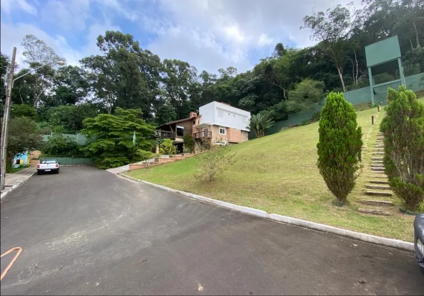 Foto 1 de Lote/Terreno à venda, 585m² em Prospera, Criciúma