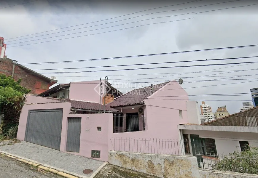 Foto 1 de Casa com 3 Quartos à venda, 135m² em Centro, Florianópolis