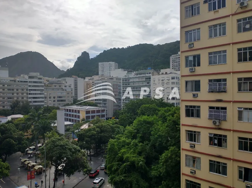 Foto 1 de Apartamento com 4 Quartos para alugar, 149m² em Copacabana, Rio de Janeiro