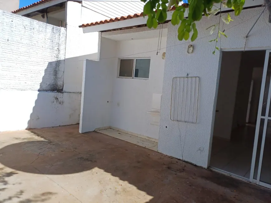 Foto 1 de Casa de Condomínio com 2 Quartos à venda, 78m² em Jardim Imperial, Cuiabá