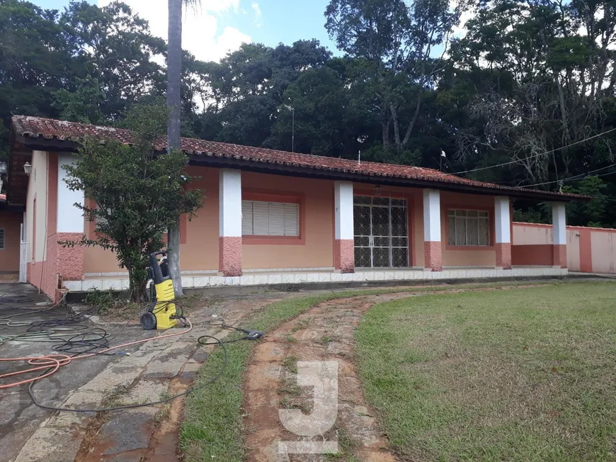 Foto 1 de Fazenda/Sítio com 4 Quartos à venda, 330m² em Guaripocaba, Bragança Paulista