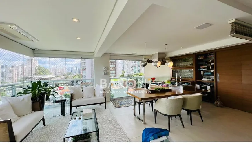 Foto 1 de Apartamento com 4 Quartos à venda, 251m² em Campo Belo, São Paulo