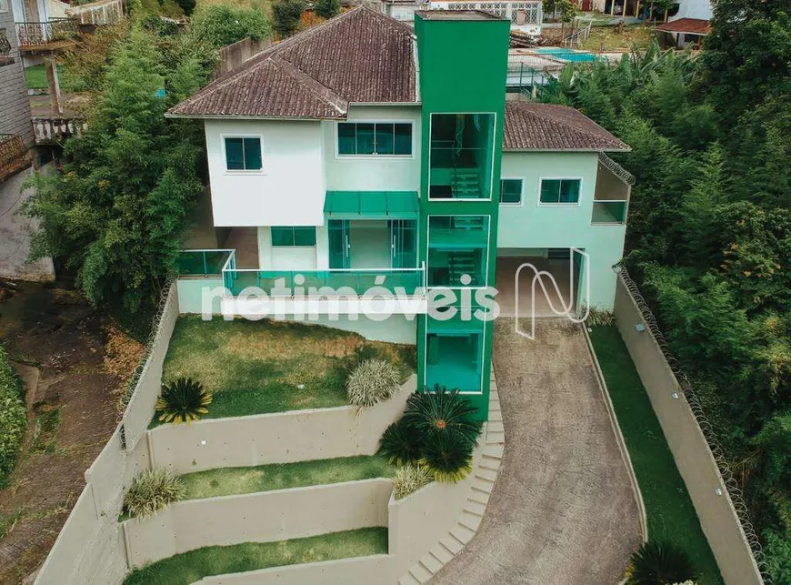 Foto 1 de Casa com 4 Quartos à venda, 398m² em Quitandinha, Petrópolis