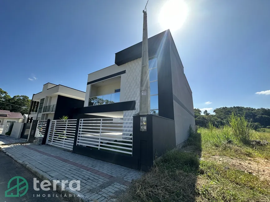 Foto 1 de Casa com 4 Quartos à venda, 234m² em Rio Morto, Indaial