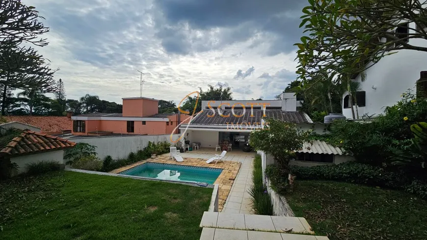Foto 1 de Sobrado com 4 Quartos à venda, 530m² em Interlagos, São Paulo