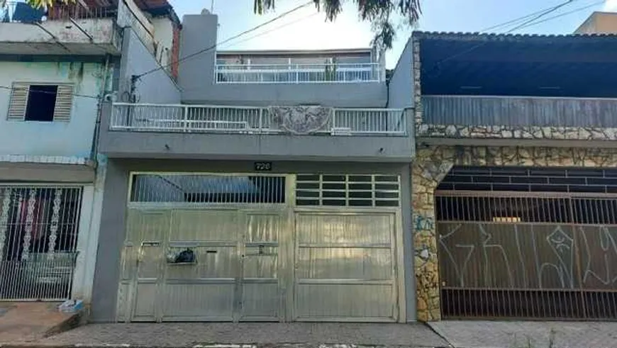 Foto 1 de Sobrado com 3 Quartos à venda, 450m² em Quitaúna, Osasco