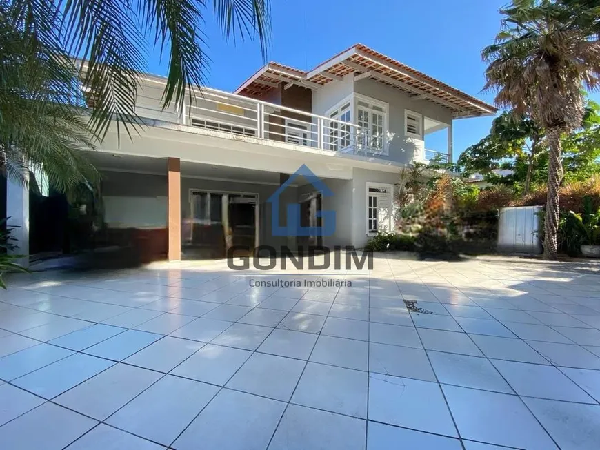 Foto 1 de Casa com 5 Quartos à venda, 300m² em Coaçu, Fortaleza