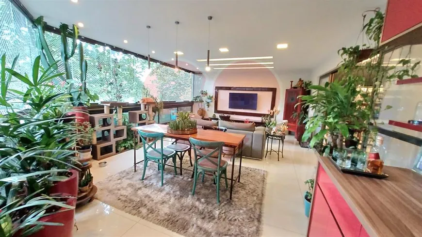 Foto 1 de Apartamento com 3 Quartos à venda, 200m² em Recreio Dos Bandeirantes, Rio de Janeiro