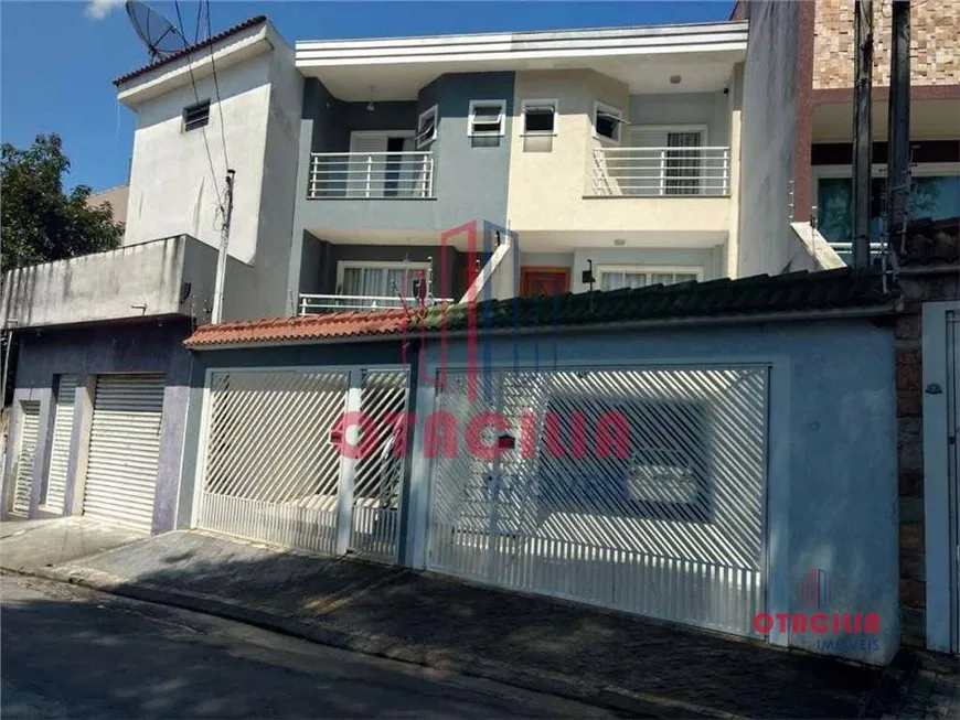 Foto 1 de Casa com 3 Quartos à venda, 200m² em Jardim Maria Cecilia, São Bernardo do Campo