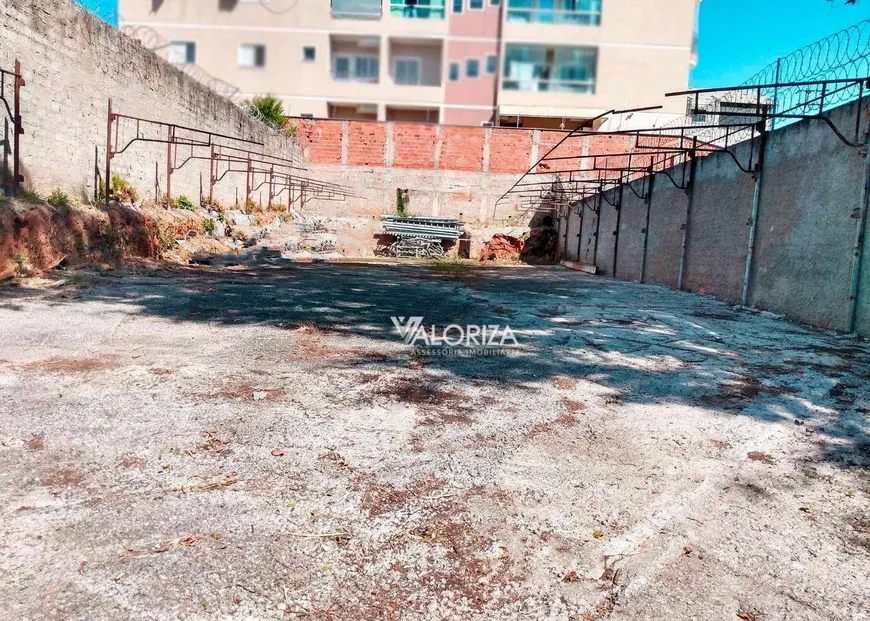 Foto 1 de Lote/Terreno para venda ou aluguel, 330m² em Vila Fiori, Sorocaba