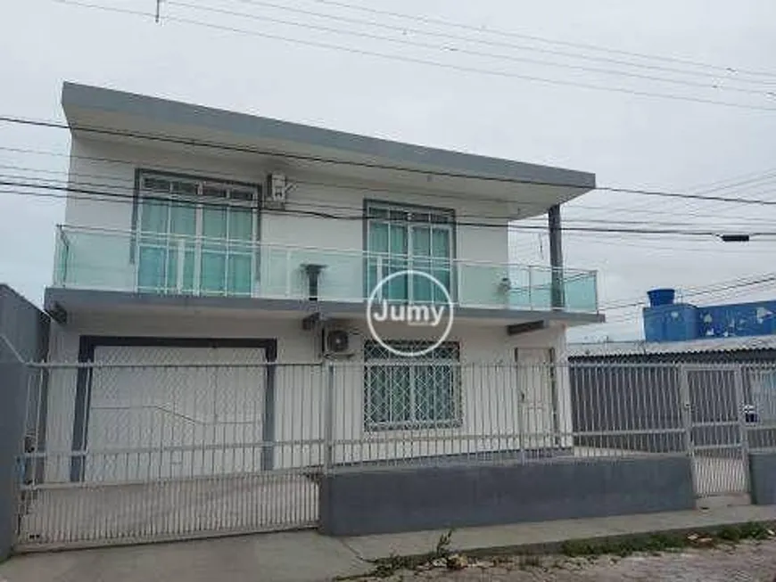 Foto 1 de Casa com 5 Quartos para alugar, 231m² em Kobrasol, São José