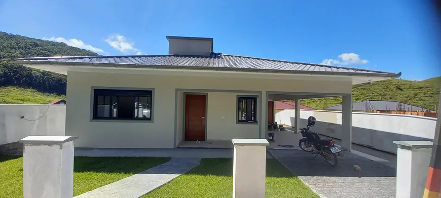 Foto 1 de Casa com 3 Quartos à venda, 126m² em Centro, São Pedro de Alcântara