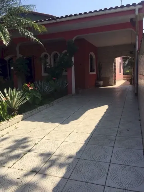 Foto 1 de Casa com 3 Quartos à venda, 167m² em Jardim Marcia I, Peruíbe