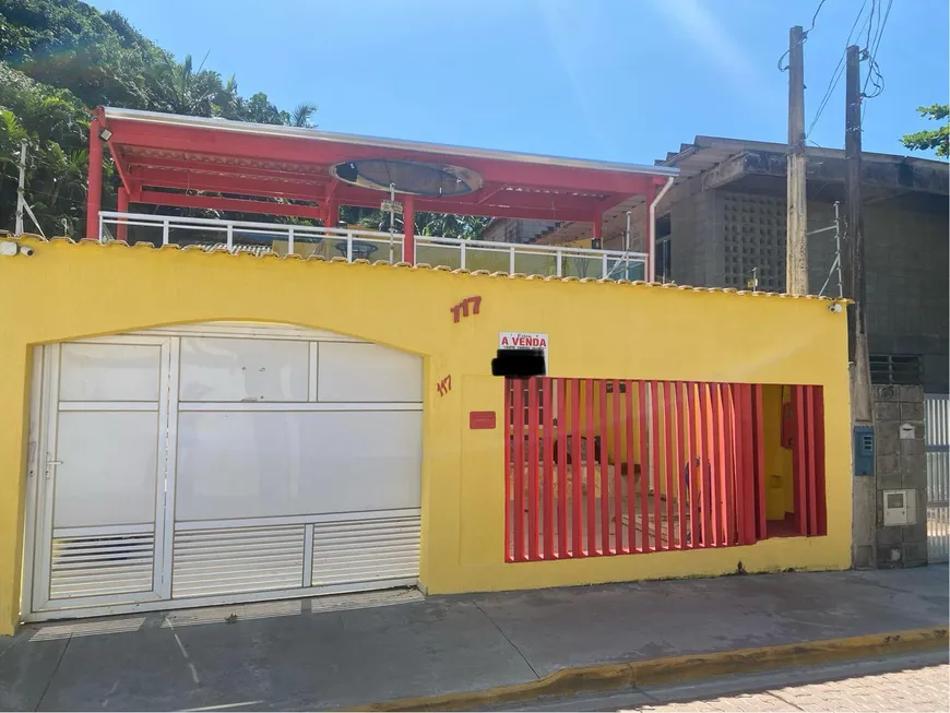 Foto 1 de Sobrado com 6 Quartos à venda, 400m² em Praia dos Sonhos, Itanhaém