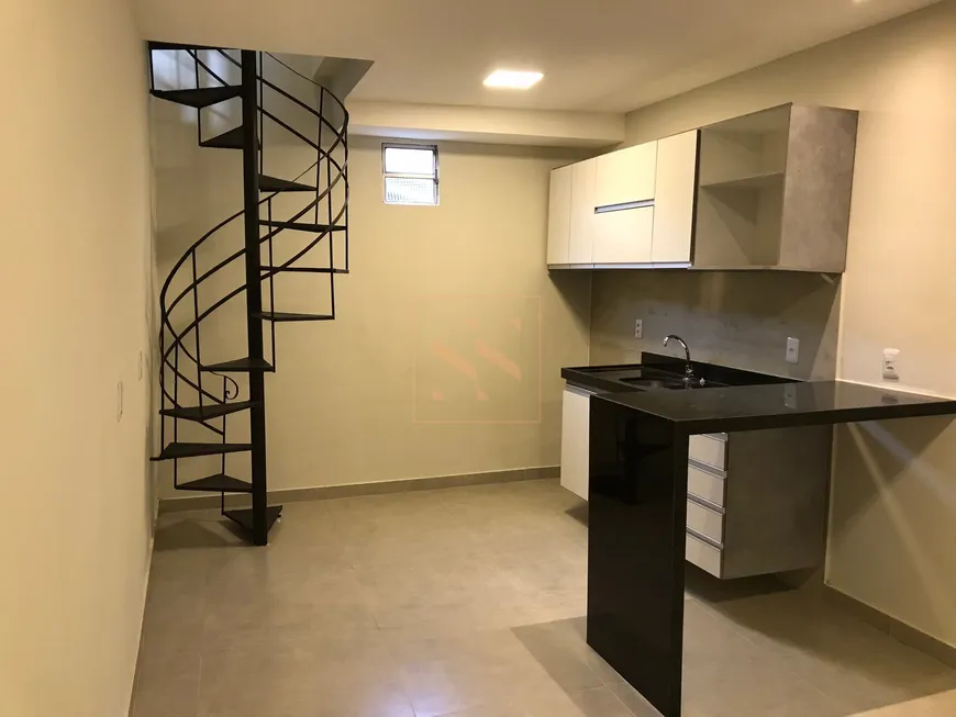 Foto 1 de Kitnet com 1 Quarto à venda, 82m² em Fátima, Belém