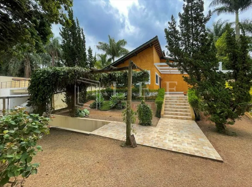 Foto 1 de Casa com 4 Quartos à venda, 800m² em Vila Santo Antônio, Cotia