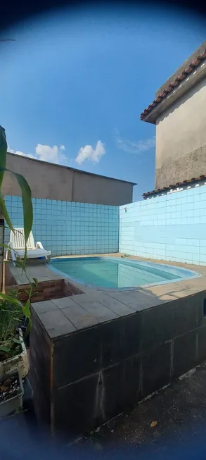 Foto 1 de Casa com 3 Quartos à venda, 109m² em Comendador Soares, Nova Iguaçu