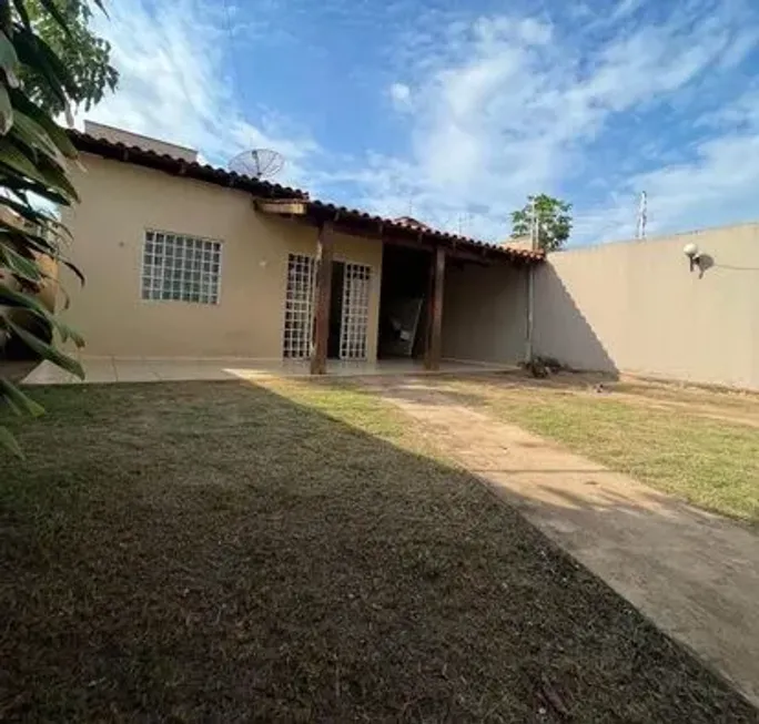 Foto 1 de Casa com 2 Quartos à venda, 70m² em Bicanga, Serra