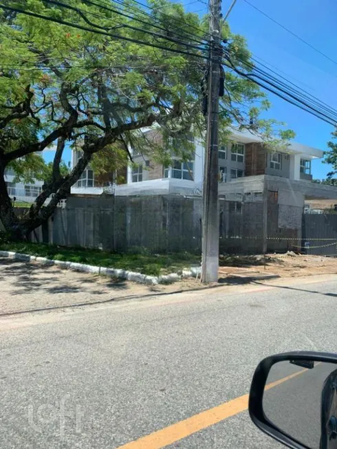 Foto 1 de Apartamento com 3 Quartos à venda, 157m² em Cacupé, Florianópolis