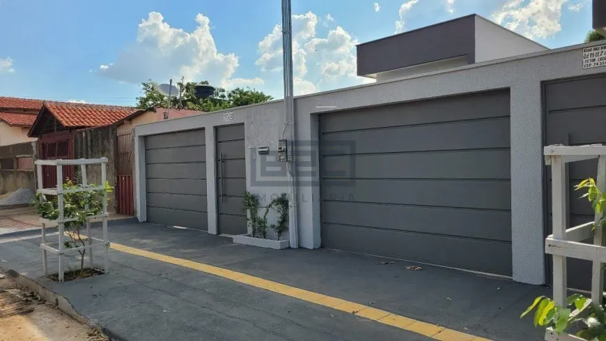 Foto 1 de Casa com 2 Quartos à venda, 210m² em Setor Cristina, Goiânia