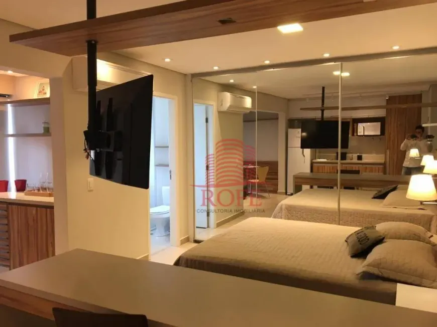 Foto 1 de Apartamento com 1 Quarto para alugar, 35m² em Campo Belo, São Paulo