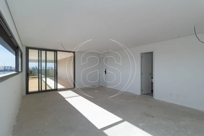 Foto 1 de Apartamento com 3 Quartos à venda, 181m² em Vila Nova Conceição, São Paulo