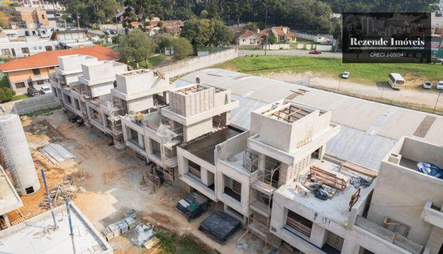 Foto 1 de Casa de Condomínio com 3 Quartos à venda, 169m² em Santa Felicidade, Curitiba