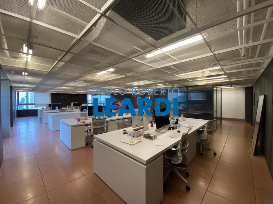 Foto 1 de Sala Comercial com 8 Quartos para alugar, 250m² em Vila Madalena, São Paulo