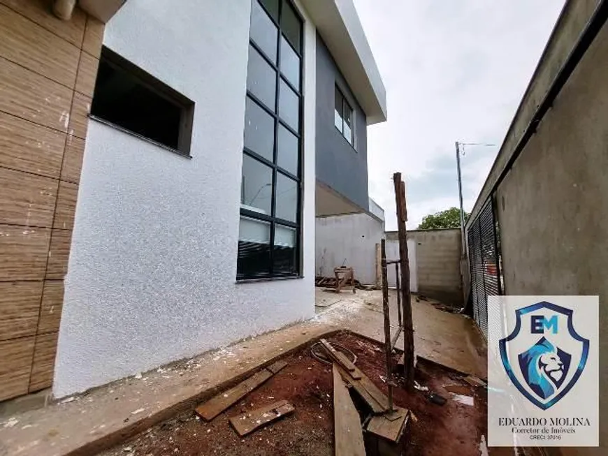 Foto 1 de Casa com 3 Quartos à venda, 160m² em Teixeirinha, Betim